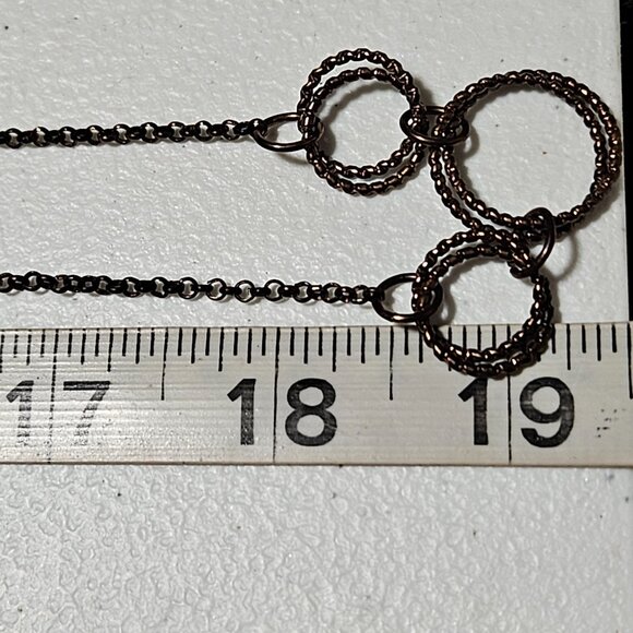 Elegant Bronze Circle Link Necklace Statement Timeless Fashion Jewelry Women - Picture 6 of 6